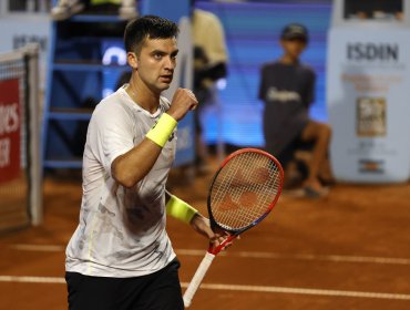 Tomás Barrios salva match point y avanza a cuartos de final del Challenger de Lisboa