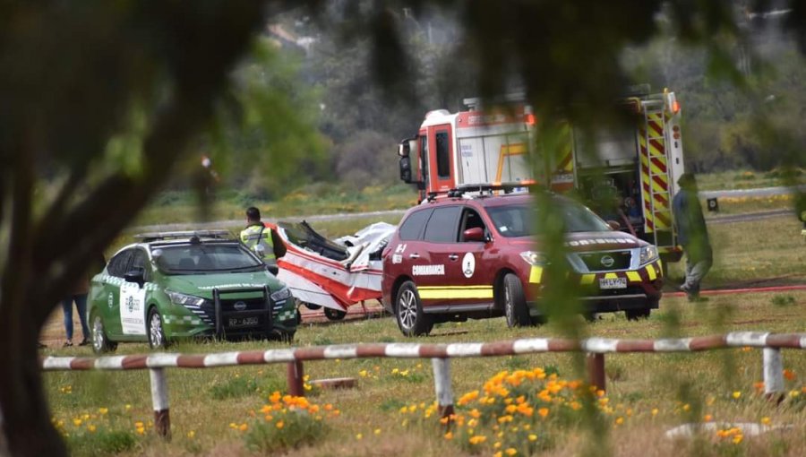 Piloto resultó con lesiones tras la caída de avioneta en el aeródromo de Curacaví