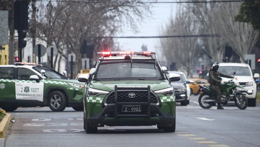 Carabinero de civil frustró a balazos un asalto a un camión en Quilicura: delincuentes huyeron