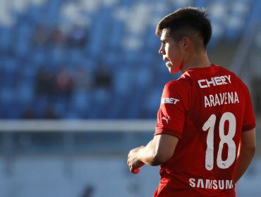 Alexander Aravena debuta como goleador en la victoria de Gremio