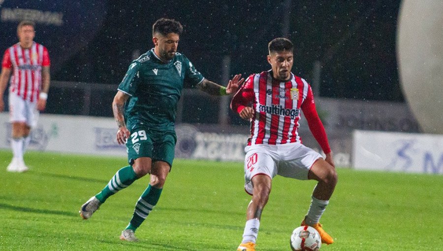 Curicó Unido sale de la zona de descenso tras remontar y empatar con S. Wanderers en la Primera B