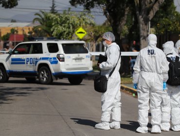 Homicidas de adulto mayor en Maipú lo habrían golpeado con una llave de cruz para robarle su vehículo