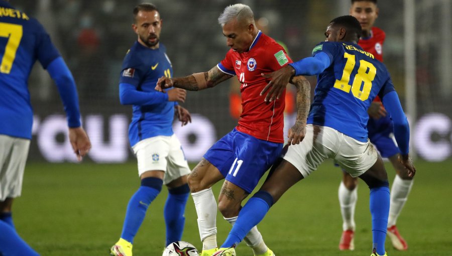 La Roja recibe a Brasil en el Estadio Nacional con la necesidad de sumar puntos