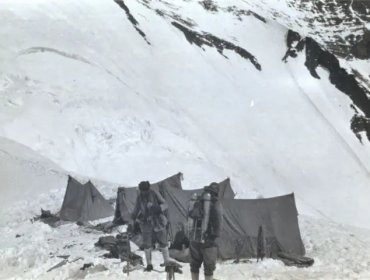 Hallan en el Everest el pie de un mítico montañista inglés que desapareció hace 100 años