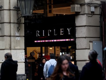 Ripley aceptó procedimiento del Sernac que busca indemnización a clientes que pagaron cobro "improcedente" y "sin informar"