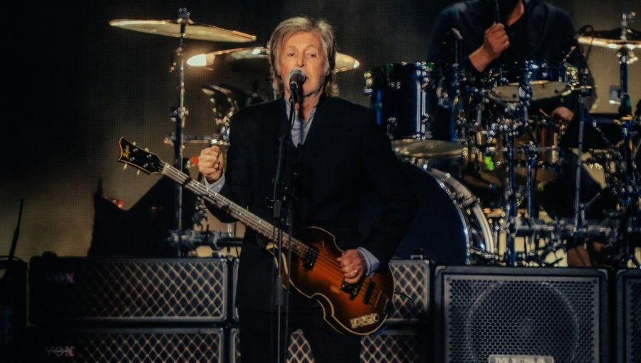 Paul McCartney brilló ante 40 mil chilenos haciendo un repaso por su extensa carrera