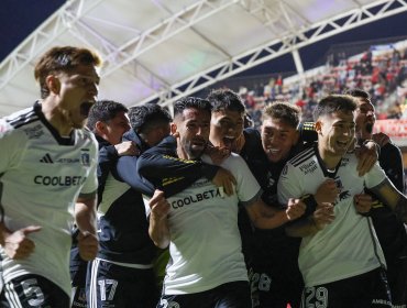 Colo-Colo venció a U. La Calera y superó a U. de Chile en la cima del Campeonato