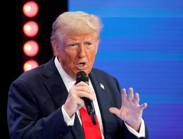 Trump emplaza a Kamala Harris y afirma que "tiene un trastorno" y que es "incompetente"