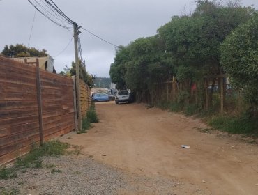 La realidad del otro Viña: En Parcela 11 deben "pinchar" cañerías para beber agua y aún esperan limpieza de pozos sépticos