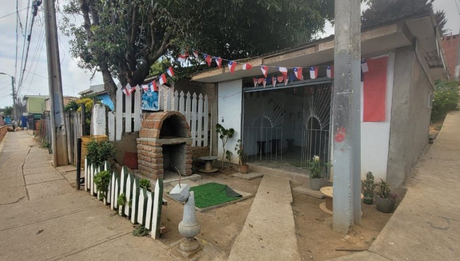 Desmantelan bodega de drogas instalada junto a mausoleo narco en Valparaíso: operativo de la PDI deja seis detenidos en Playa Ancha