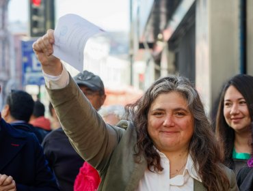 En la recta final por la alcaldía de Valparaíso Carla Meyer suma apoyos “oficialistas” en desmedro de Camila Nieto