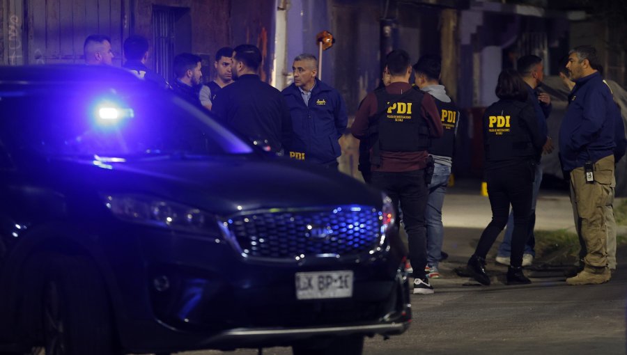 Cuádruple homicidio en Lo Prado: Llegaron en dos vehículos y mataron a 4 personas en un cité