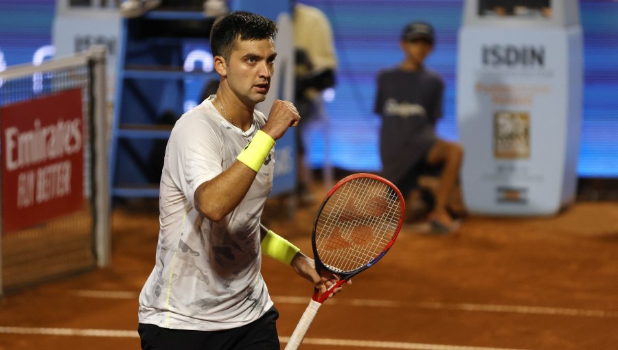 Tomás Barrios debutó con triunfo y avanzó a los octavos de final del Challenger de Curitiba