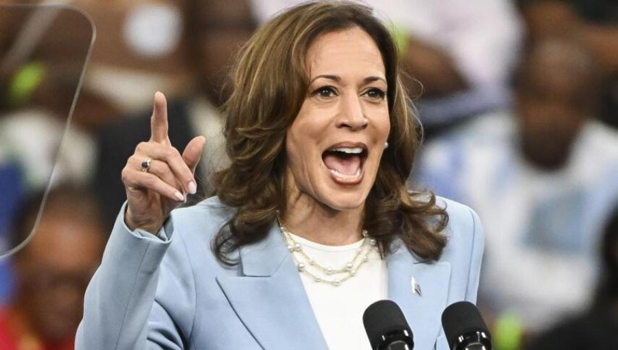 Por qué Kamala Harris pasó de la campaña de la alegría a llamar a Donald Trump "fascista"