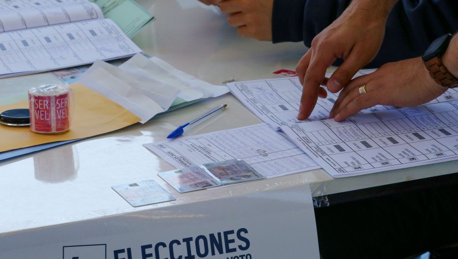 Balance parcial de las elecciones en la región de Valparaíso: 8 detenidos, cinco denuncias y 5.586 constancias