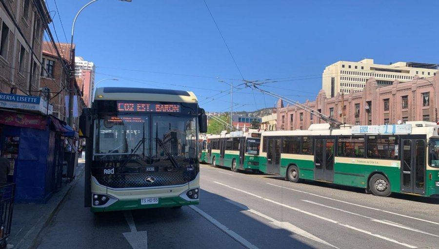 Electromovilidad al alza en Valparaíso: Servicios de buses eléctricos han incrementado su demanda durante las elecciones