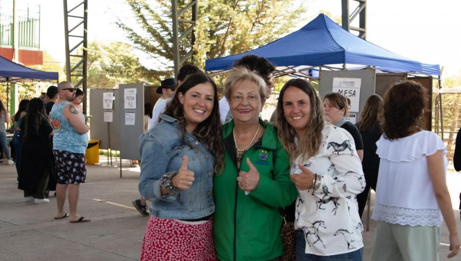 Maite Larrondo, carta de Chile Vamos en La Cruz: "Es muy positivo que tantas personas estén cumpliendo con su deber cívico"