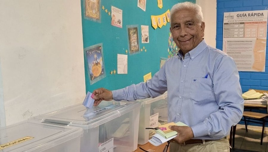 Triunfo de Omar Vera en San Antonio golpea aún más al «sharpismo»: Alcaldesa Constanza Lizana sólo consiguió un 8% de los votos