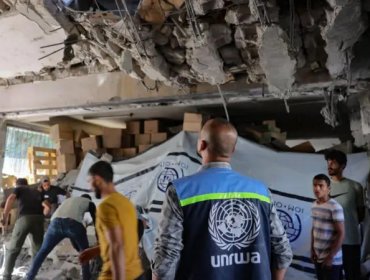 Israel prohíbe a la agencia de la ONU para los refugiados palestinos y crece la preocupación por la ayuda humanitaria en Gaza