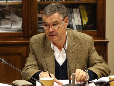 Senador Ossandón y la derrota de Rubilar: "No quiso nunca entender que Puente Alto no era una comuna de derecha"