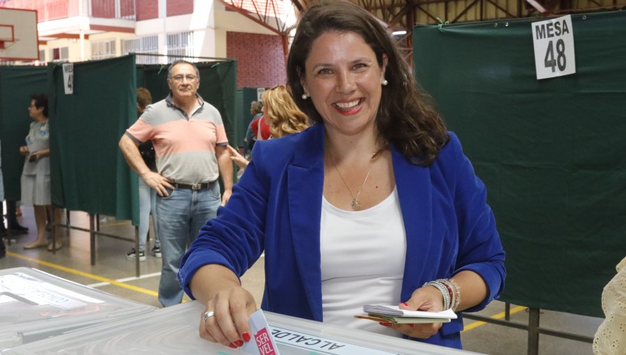 RN recurrirá al colegio escrutador solicitando reconteo de votos tras estrecha derrota de Claudia Mora en Peñalolén