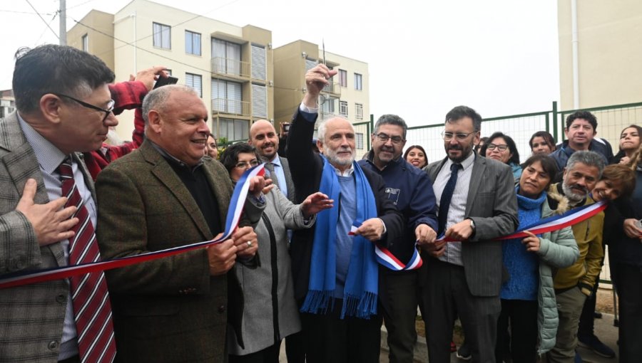 «San Guillermo San Nicolás»: Entregan llaves de megaproyecto habitacional que beneficia a 240 familias de Valparaíso