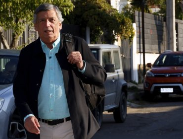 Presidente del PC confirma su apoyo a Orrego para segunda vuelta de Gobernación en la Región Metropolitana