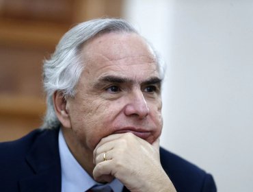 Andrés Chadwick negó haber "solicitado" y "recibido" información sobre investigaciones penales vinculadas a Sebastián Piñera