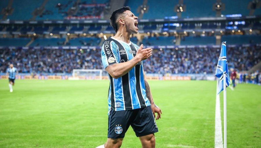 DT de Gremio elogia a Alexander Aravena y afirma que "nos traerá alegrías a nosotros y a la Selección chilena"