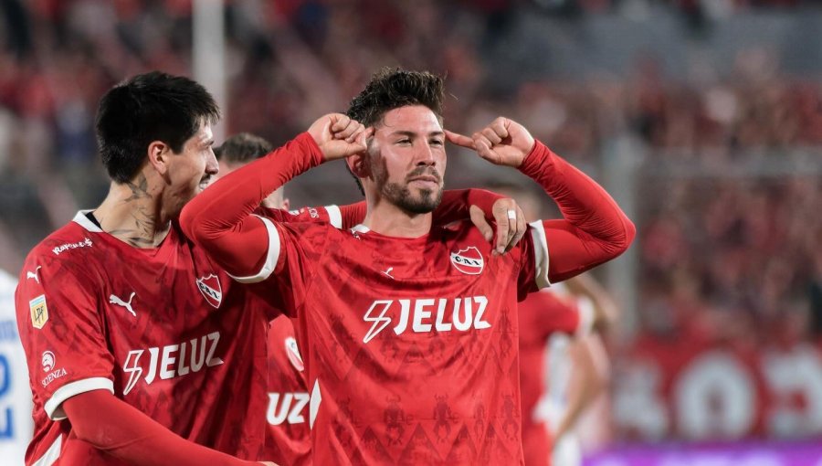 "Todoterreno": Felipe Loyola se llenó de elogios tras destacar en goleada de Independiente