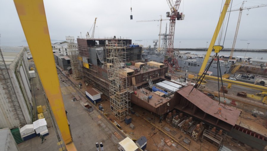 Un 25% de avance presenta el primer buque de transporte multipropósito construido por ASMAR para la Armada