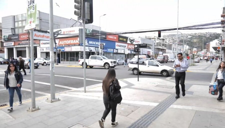 Frente al instituto de Valparaíso: Ad portas de una nueva campaña de Teletón, entregan obras de mejoramiento de la Av. Francia