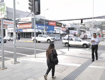 Frente al instituto de Valparaíso: Ad portas de una nueva campaña de Teletón, entregan obras de mejoramiento de la Av. Francia