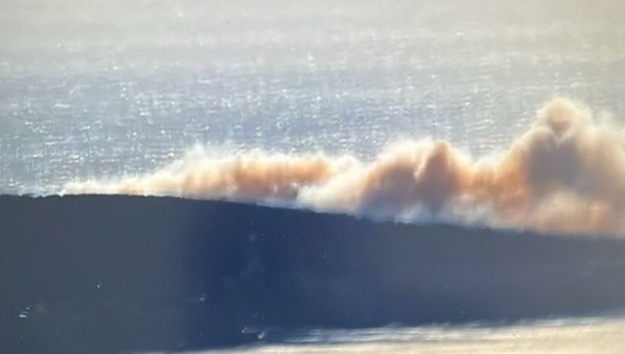 Flanco derecho del incendio forestal en Laguna Verde de Valparaíso se encuentra contenido y el izquierdo se mantiene activo