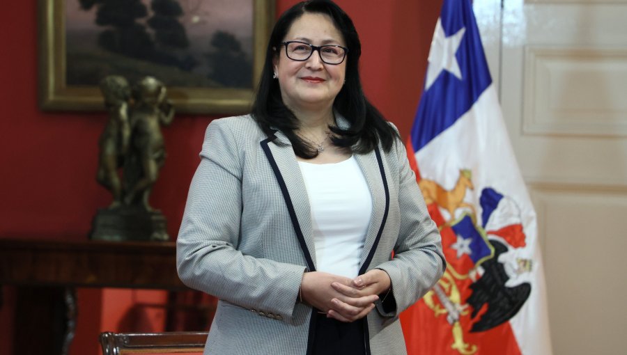 Dorothy Pérez asume como contralora y destaca la importancia de fortalecer la fiscalización