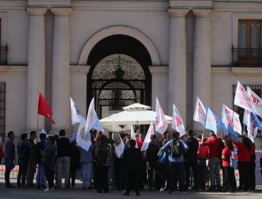 Diputados aprueban indicación contra abusos en La Moneda tras el fallecimiento de funcionario