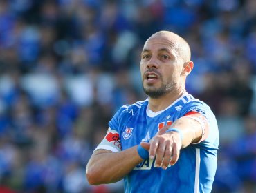 Marcelo Díaz se disculpa tras acusar "robo" en partido de U. de Chile ante Everton: "Me excedí con mis palabras"