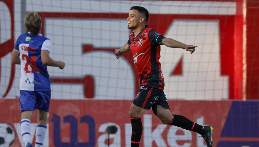 D. Limache venció con 10 jugadores a D. Antofagasta en la ida por los cuartos de final de la liguilla del Ascenso