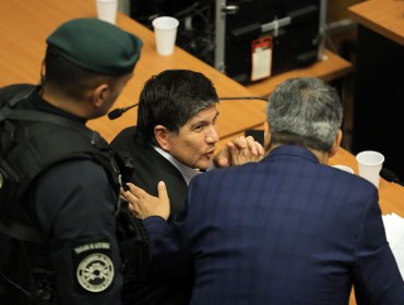 Fiscalía pide prisión preventiva para Manuel Monsalve tras ser formalizado por violación y abuso sexual