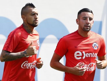 Isla celebra el regreso de Vidal a la Roja: "Tener un nombre como él en la selección siempre es importante"