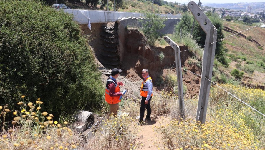 Próxima semana iniciarán los trabajos en ruta E30F de Concón afectada por socavón