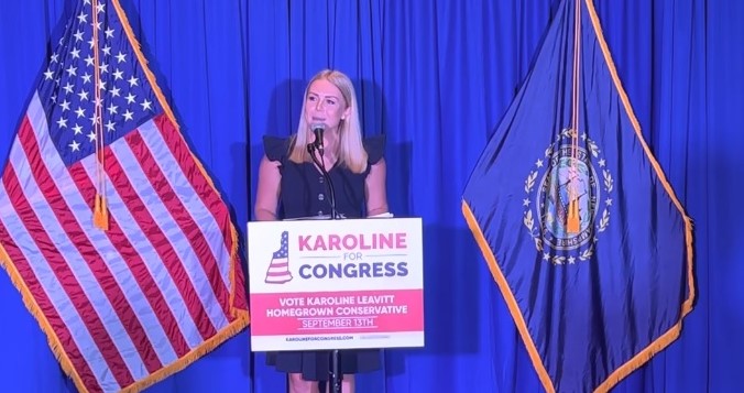 Trump designa a vocera de campaña, Karoline Leavitt, como secretaria de prensa