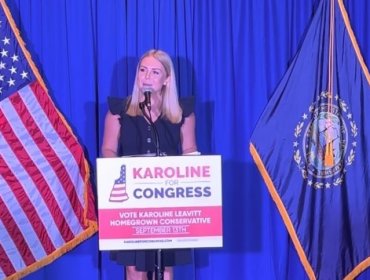 Trump designa a vocera de campaña, Karoline Leavitt, como secretaria de prensa