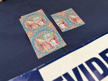 Decretan prisión preventiva para venezolano que recibió 300 estampillas de LSD escondidas en libro enviado desde México