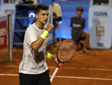 Tomás Barrios avanzó a octavos de final del Challenger de Sao Paulo tras vencer a Mateus Alves