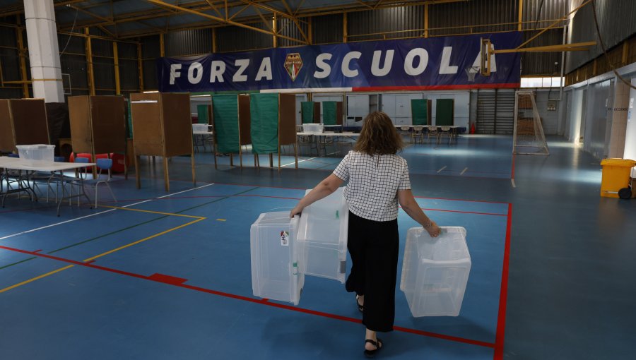 Delegación Presidencial de Valparaíso anuncia "clases normales" para este lunes en colegios utilizados como locales de votación