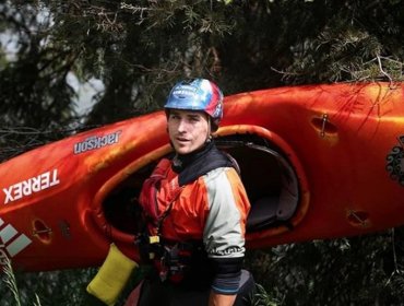 Pangal Andrade realiza milagroso rescate a kayakista en Cajón del Maipo: pensaron que estaba muerto