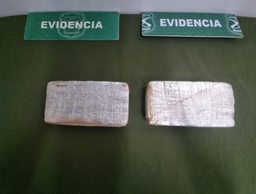 Carabineros detuvo a sujeto que portaba dos kilos de cocaína en su mochila en Puente Alto