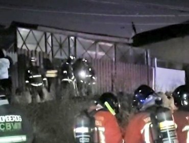 Una persona perdió la vida en incendio que afectó a una vivienda en el cerro Playa Ancha de Valparaíso