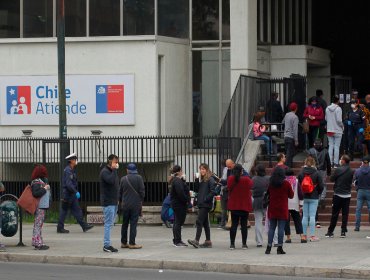 Diputados oficialistas emplazan al Senado a aprobar reforma previsional tras brutal caso de pensionado en ChileAtiende de Valparaíso